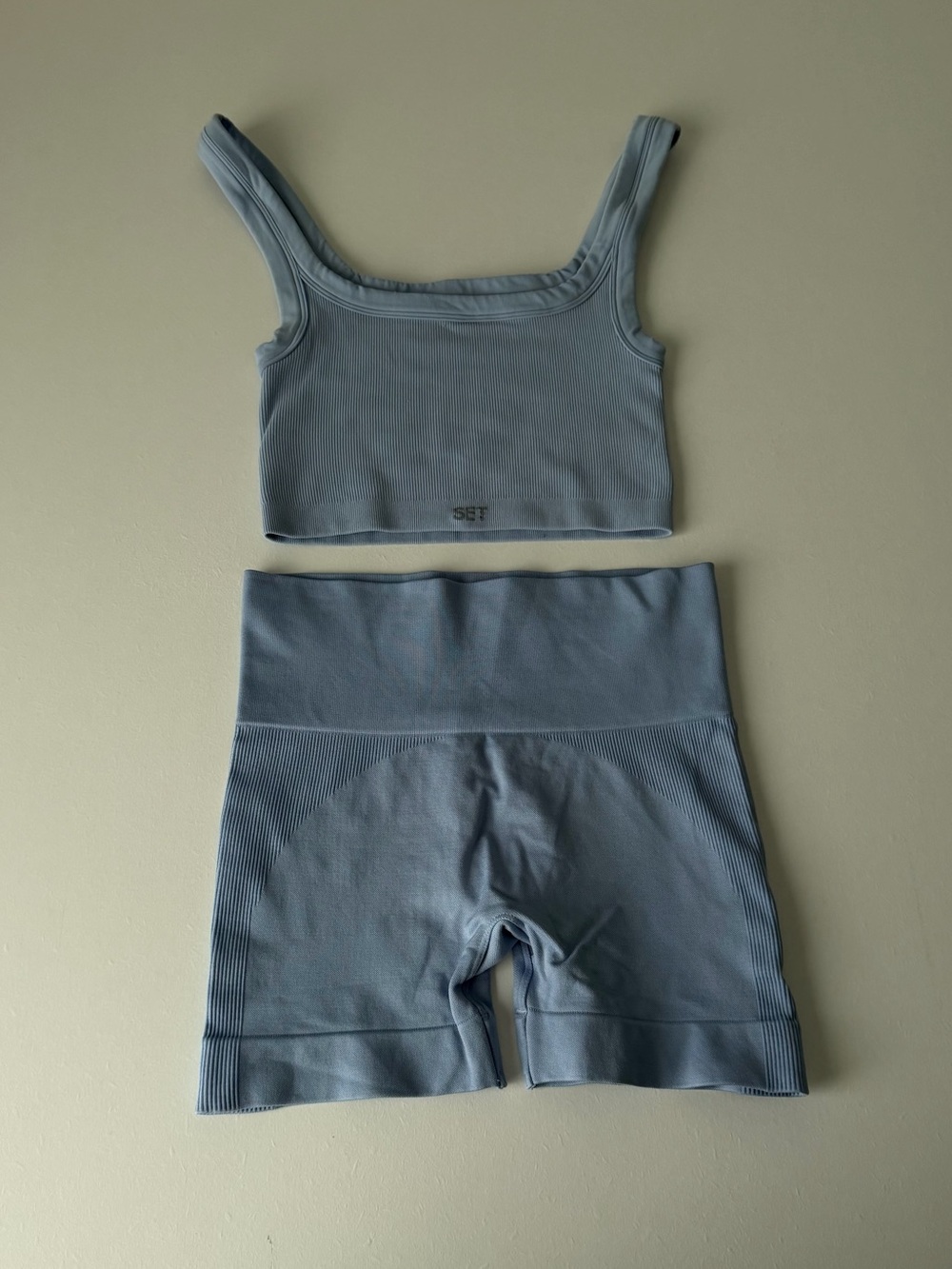 Set Active Ribbed Workout Set Shorts + Tanktop - Picture 5 of 5